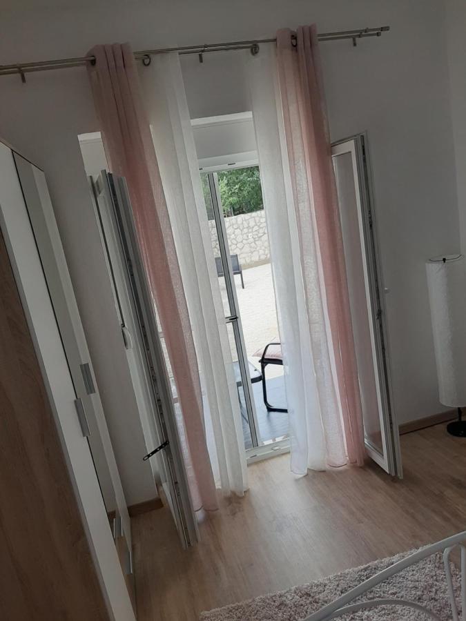 Ferienhaus Karlo Pridraga Екстер'єр фото