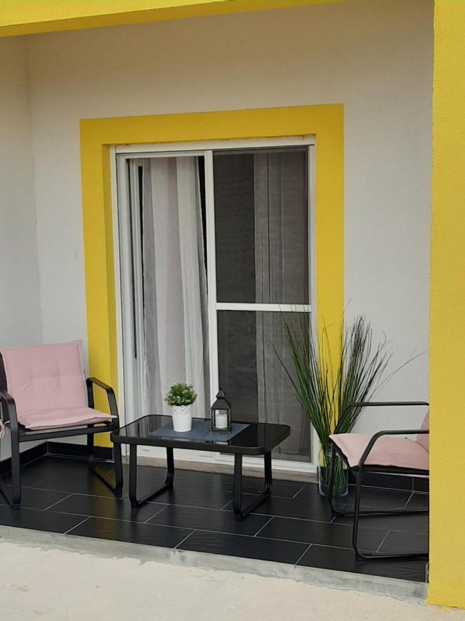 Ferienhaus Karlo Pridraga Екстер'єр фото