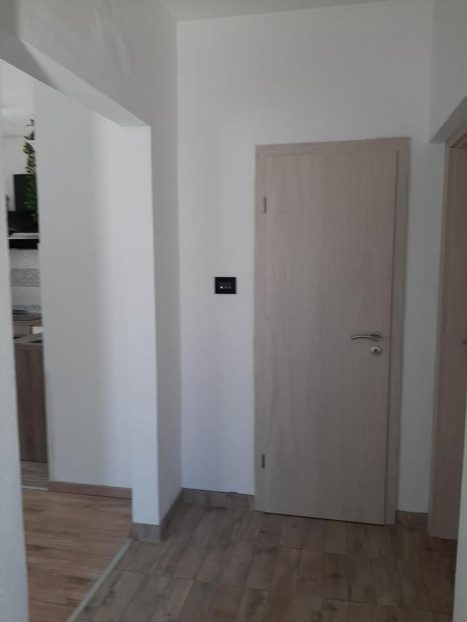 Ferienhaus Karlo Pridraga Екстер'єр фото
