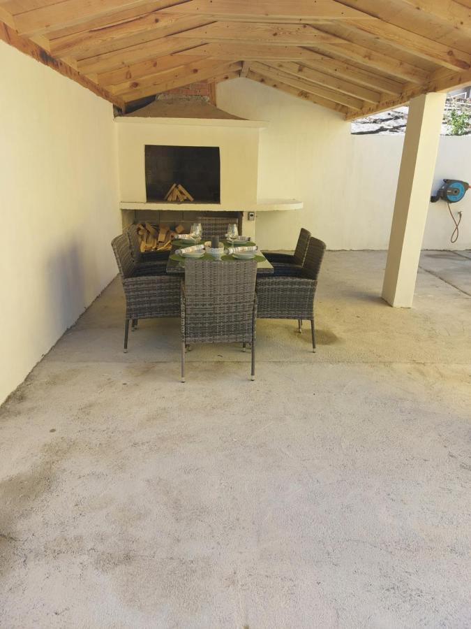 Ferienhaus Karlo Pridraga Екстер'єр фото